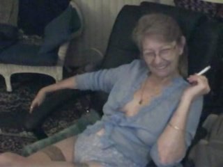 스마트 한 할머니 와 안경 삼, 무료 웹캠 성인 클립 7e: 부터 private-cam,net 비탄 큰 젖꼭지