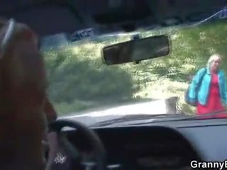 Old hooker gets nailed in the car by a stranger